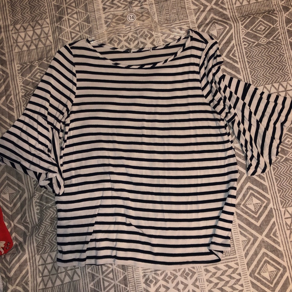 3/4 sleeve flowy sleeve